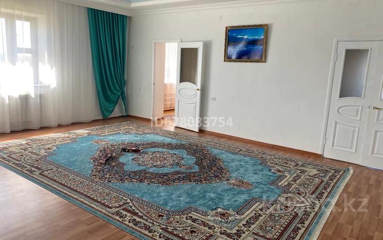 Отдельный дом • 7 комнат • 350 м² • 6 сот., Шашубая 1 за 47 млн 〒 в Жезказгане — фото 2