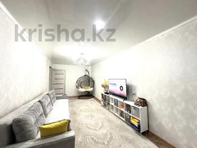 2-комнатная квартира · 50 м² · 4/5 этаж, Проспект Абая 7 за 18.5 млн ₸ в Усть-Каменогорске, Ульбинский