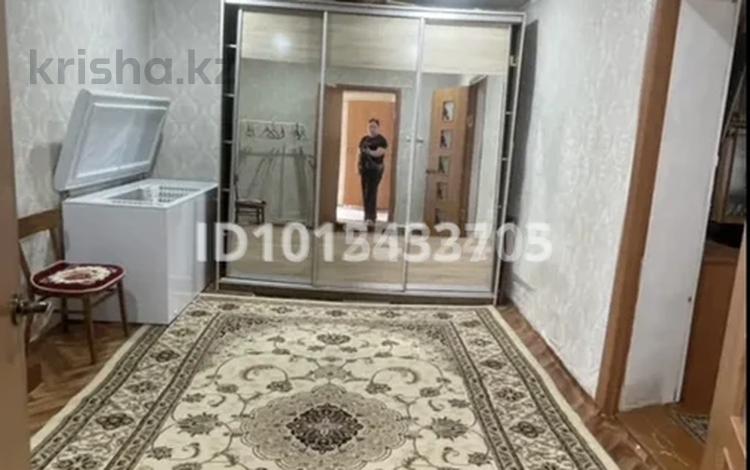 Отдельный дом · 3 комнаты · 100 м² · 5 сот., мкр Мясокомбинат, улица шынгырлау 13 — Мендешева за 160 000 ₸ в Уральске — фото 2