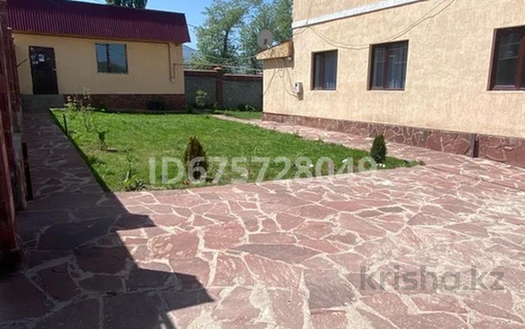Отдельный дом • 7 комнат • 240 м² • 10 сот., Наурызбай-Батыра 1 за 62 млн 〒 в Талгаре — фото 2