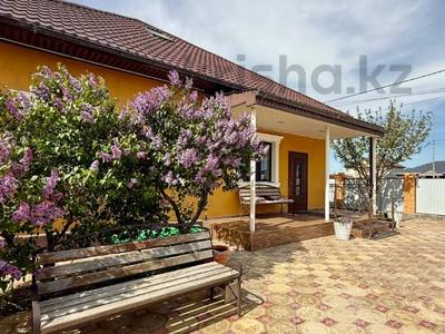Отдельный дом · 5 комнат · 240 м² · 13 сот., Ракуш ул. Хасанова 49 за 75 млн ₸ в Атырау