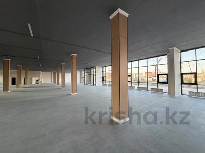 Свободное назначение, офисы, магазины и бутики, склады, общепит, салоны красоты, фитнес и спорт, медцентры и аптеки, образование, развлечения, конференц-залы · 1700 м² за 8 млн ₸ в Косшы
