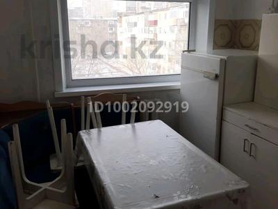 2-бөлмелі пәтер · 44 м² · 4/5 қабат, мкр Юго-Восток, Мкр Юго-Восток, 29й микрорайон, бағасы: 17.5 млн ₸ в Караганде, Казыбек би р-н