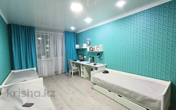 3-бөлмелі пәтер · 86 м² · 4/5 қабат, Гастелло, бағасы: 37 млн ₸ в Петропавловске — фото 9
