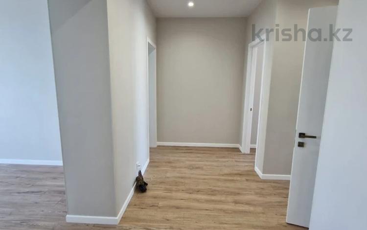 3-бөлмелі пәтер · 89.25 м² · 9/9 қабат, Шафика Чокина 4, бағасы: 65 млн ₸ в Астане, Нура р-н — фото 45