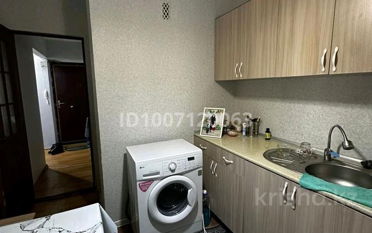1-бөлмелі пәтер · 30 м² · 5/5 қабат, мкр Самал 15 — Сейфуллин, бағасы: 10 млн ₸ в Таразе — фото 2