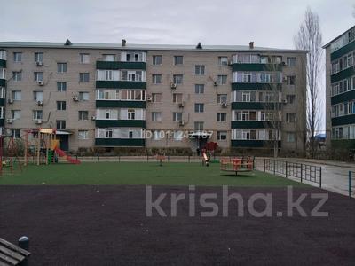 2-бөлмелі пәтер · 54 м² · 1/5 қабат, мкр Жастар 2, Алматинская 3А, бағасы: 14.5 млн ₸ в Актобе, жилой массив Жанаконыс