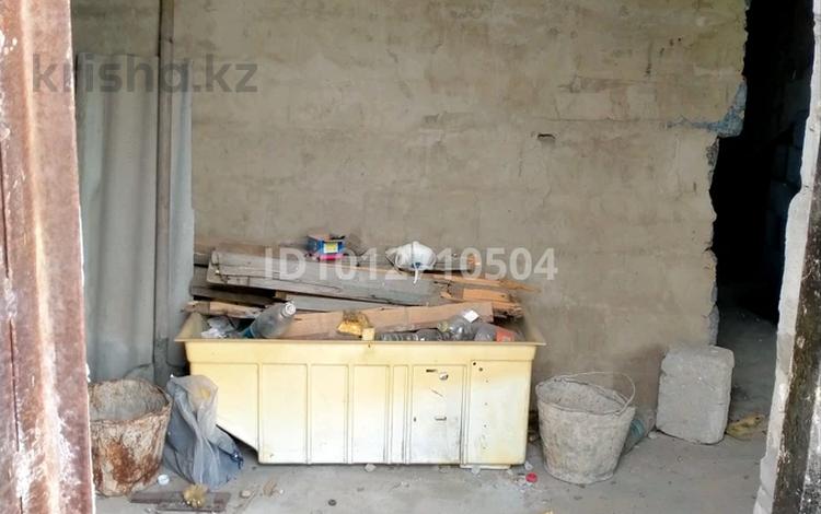 Отдельный дом · 4 комнаты · 100 м² · 6 сот., Восточный правый 2299 — Магазин Арайлым за 9 млн ₸ в Семее — фото 3