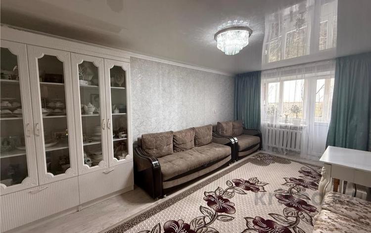 3-комнатная квартира · 59.3 м² · 4/5 этаж, Майкудук, 15й микрорайон за 11.5 млн ₸ в Караганде, Алихана Бокейханова р-н — фото 2