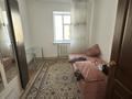 3-комнатная квартира · 75 м² · 2/5 этаж, М/р Арай дом 3, подъезд 4 за 150 000 ₸ в  — фото 3