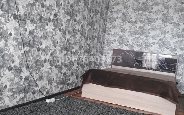 1-бөлмелі пәтер · 36 м² · 5/5 қабат, Жумабаева 10 — Кенесары, бағасы: 15 000 ₸ в Бурабае — фото 2