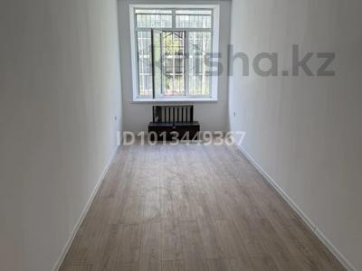 1-бөлмелі пәтер · 18 м² · 2/4 қабат, Республика 52/2, бағасы: 8 млн ₸ в Астане, Сарыарка р-н
