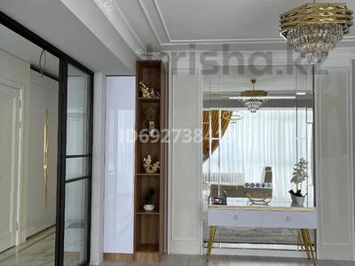 2-комнатная квартира · 85 м² · 2/5 этаж, Абылай хана 2/5 — Магазин Алтын Тага за 40 млн 〒 в Каскелене