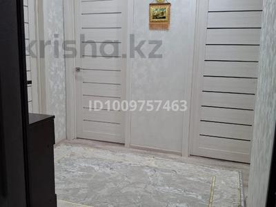 3-комнатная квартира · 62.2 м² · 2/5 этаж, 6 микрорайон 1 дом — Рядом находится общеобразовательная школа номер 12 супермаркет меркурий школа номер 3 за 10 млн 〒 в Житикаре