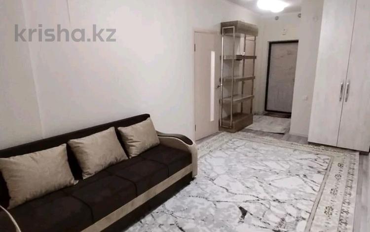 1-комнатная квартира · 35 м² · 11/12 этаж, мкр Туран-2 — автобусы, школа, садик рядом, саудасы бар, барлық затымен қалады за 14 млн 〒 в Шымкенте, Каратауский р-н — фото 2