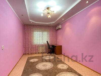 3-бөлмелі пәтер, 70 м², 4/5 қабат, 28-й мкр 13, бағасы: 16.9 млн 〒 в Актау, 28-й мкр