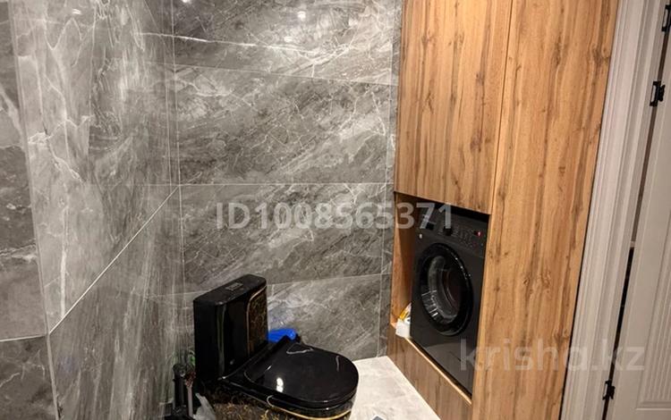 Отдельный дом · 3 комнаты · 200 м² · 5 сот., мкр Жулдыз за 44 млн ₸ в Уральске — фото 3
