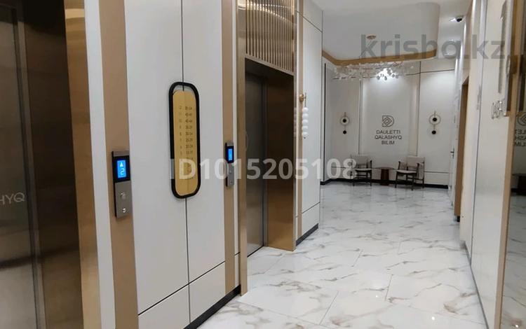 3-бөлмелі пәтер · 94 м² · 7/12 қабат, Байтурсынова 30, бағасы: ~ 75 млн ₸ в Астане, Сарайшык р-н — фото 2