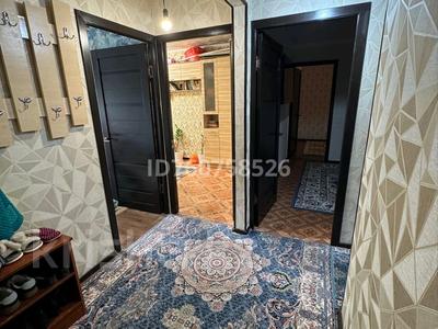 Продажа квартир в Шымкенте: 4-комнатная квартира · 72 м² · 4/5 этаж, 16-й микрорайон, 16-шағынаудан — Ладушкидің артында за 28 млн 〒 4-комнатная квартира · 72 м² · 4/5 этаж, 16-й микрорайон, 16-шағынаудан — Ладушкидің артында за 28 млн 〒 в Шымкенте, Аль-Фарабийский р-н