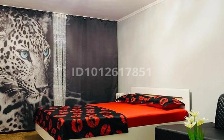 1-комнатная квартира · 44 м² · 3/5 этаж, Универсам пр Абая 36 36 за 8 000 ₸ в  — фото 2