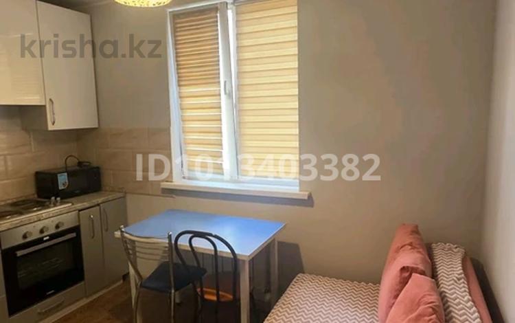 1-комнатная квартира · 40 м² · 5/12 этаж, мкр Акбулак, 1-я улица 43 за 15 000 ₸ в Алматы, Алатауский р-н — фото 2
