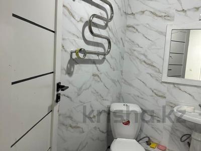 2-бөлмелі пәтер · 64 м² · 8/12 қабат, Коктерек 139/1, бағасы: 250 000 ₸ в Алматы, Наурызбайский р-н