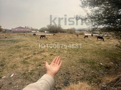 Участок · 10 соток, Т.Рыскулов 453В — Возле ресторана Аксункар за 22 млн 〒 в им. Турара рыскуловой