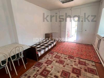 Часть дома · 1 комната · 30 м² · 3 сот., Старый город, Ул30 лет Казахстана — Мечеть. Маг Анвар за 40 000 ₸ в Актобе