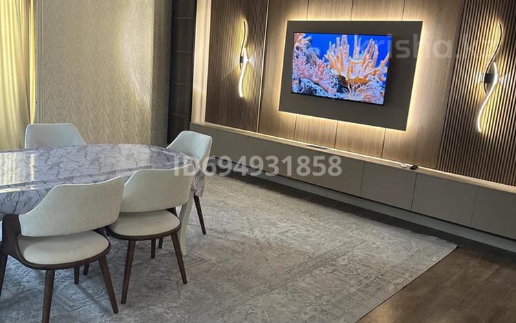 4-бөлмелі пәтер · 155 м² · 3/9 қабат, Исаева 125 — Карасай-Нурмакова, бағасы: 139 млн ₸ в Алматы, Алмалинский р-н — фото 35