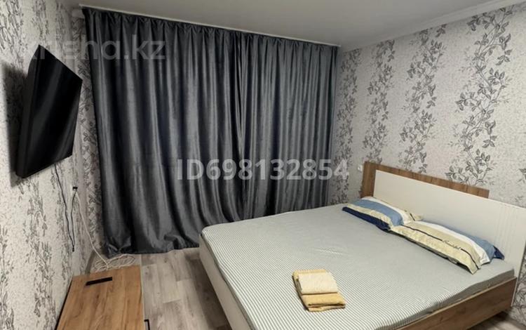 1-комнатная квартира · 37 м² · 1/5 этаж, мкр Юго-Восток, Рыскулова 17 — Рыскулова - Гапеева за 15 000 ₸ в Караганде, Казыбек би р-н — фото 15