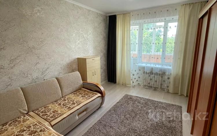 2-комнатная квартира · 60 м² · 3/5 этаж, мкр 5, проспект Абая 18 за 170 000 ₸ в Актобе — фото 18
