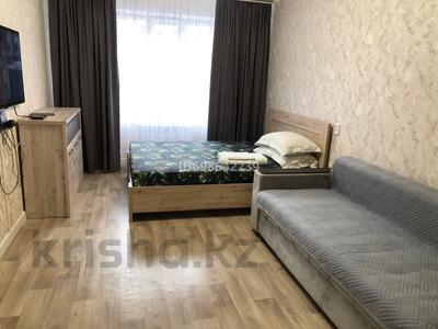 2-бөлмелі пәтер · 50 м² · 1/9 қабат · тәулік бойы, Камзина — Баянтау, бағасы: 15 000 〒 в Павлодаре