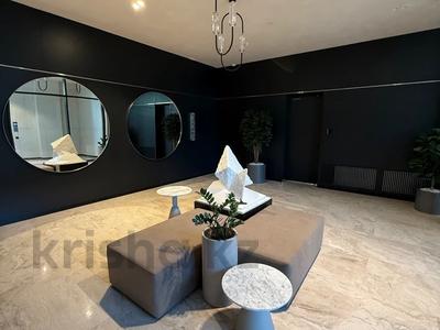 4-комнатная квартира · 225 м² · 12/18 этаж, Динмухамеда Кунаева 8а — Байтерек за ~ 259.9 млн 〒 в Астане, Есильский р-н