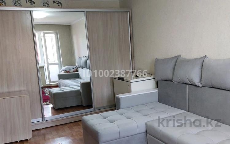 1-комнатная квартира · 38 м² · 4/5 этаж, 20 квартал 5 за 10 000 ₸ в Семее — фото 2