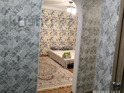 1-бөлмелі пәтер · 32 м² · 1/5 қабат, мкр 8, бағасы: 7 000 ₸ в Актобе