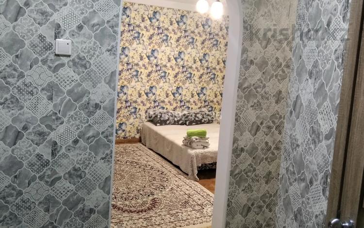 1-бөлмелі пәтер · 32 м² · 1/5 қабат, мкр 8, бағасы: 7 000 ₸ в Актобе — фото 2