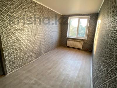 2-комнатная квартира · 43 м² · 5/5 этаж, мкр Салтанат за 10.5 млн ₸ в Таразе