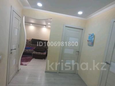 3-комнатная квартира · 61 м² · 4/5 этаж, Байконурова 110 — Рынок Шаруа, сш 21, сва Тильман за 18 млн ₸ в Жезказгане