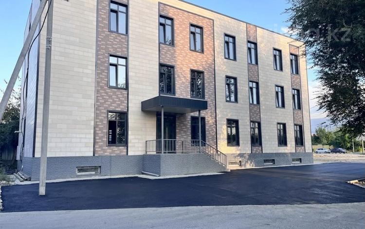 Еркін, дүкендер мен бутиктер, медорталықтар мен дәріханалар · 1080 м², бағасы: 480 млн ₸ в Алматы, Наурызбайский р-н — фото 2