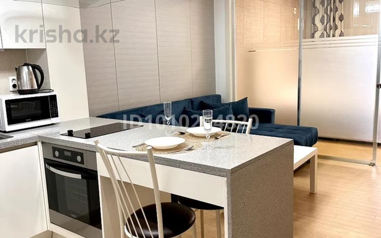 1-комнатная квартира · 45 м² · 8/30 этаж, Р. Кошкарбаева 10/1 за 18 000 ₸ в Астане, Сарайшык р-н — фото 2