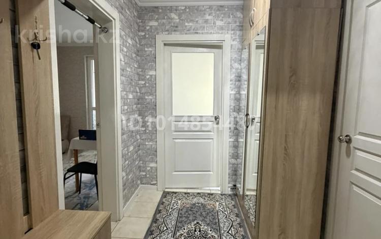 1-комнатная квартира · 46 м² · 2/9 этаж, мкр Аккент 22 за 210 000 ₸ в Алматы, Алатауский р-н — фото 2