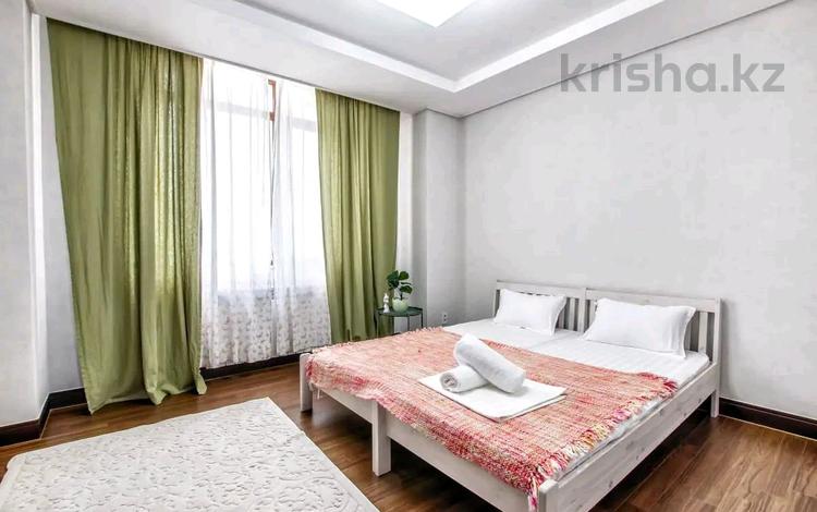 4-комнатная квартира, 160 м², 9/14 этаж посуточно, Луганского 1 за 65 000 〒 в Алматы, Медеуский р-н — фото 2