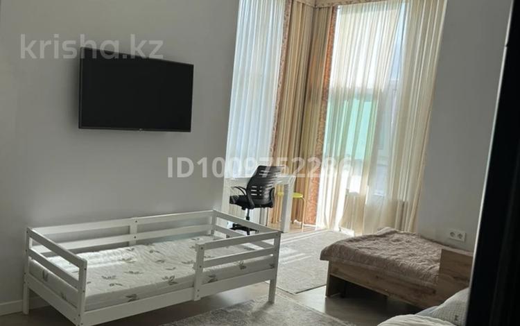 3-комнатная квартира · 116 м² · 4/6 этаж, мкр Горный Гигант, Жамакаева 254/2 за 115 млн ₸ в Алматы, Медеуский р-н — фото 2