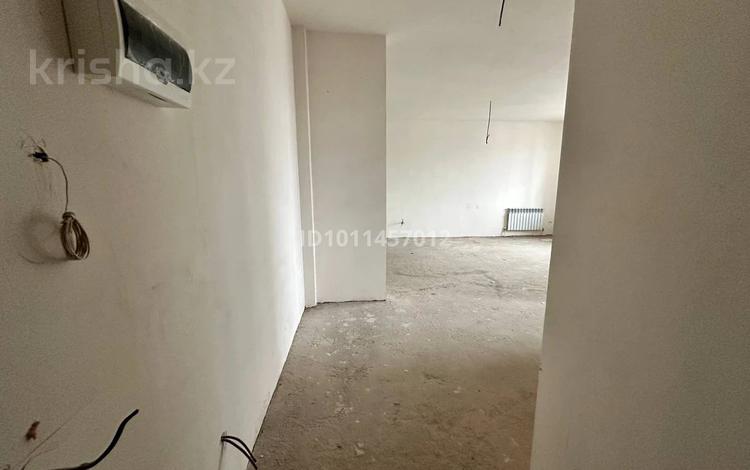 2-комнатная квартира · 70 м² · 3/13 этаж, Е15 9А за 33 млн ₸ в Астане, Нура р-н — фото 11