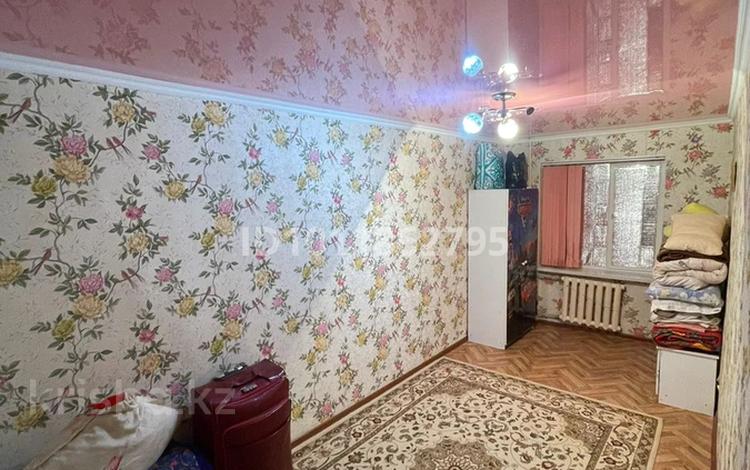2-комнатная квартира · 43 м² · 3/5 этаж, Момышулы 62 А — Школа 22, базар за 8 млн ₸ в Кентау — фото 2