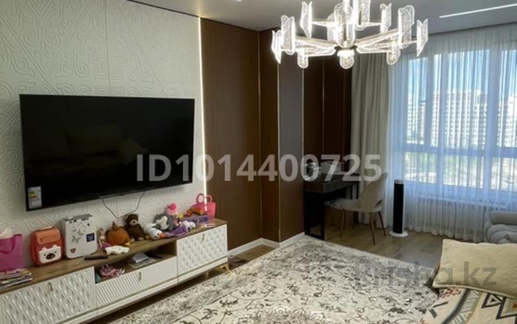 2-комнатная квартира · 64 м² · 9/20 этаж, Жургенова 19 за 45 млн ₸ в Астане, Сарайшык р-н — фото 2