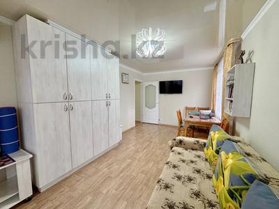 2-комнатная квартира · 44 м² · 4/5 этаж, мкр Новый Город, Бухар Жырау 54а за 22.5 млн ₸ в Караганде, Казыбек би р-н