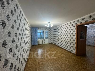 3-комнатная квартира · 65.8 м² · 4/5 этаж, Бауржан Момышулы 56 за 15 млн 〒 в Экибастузе