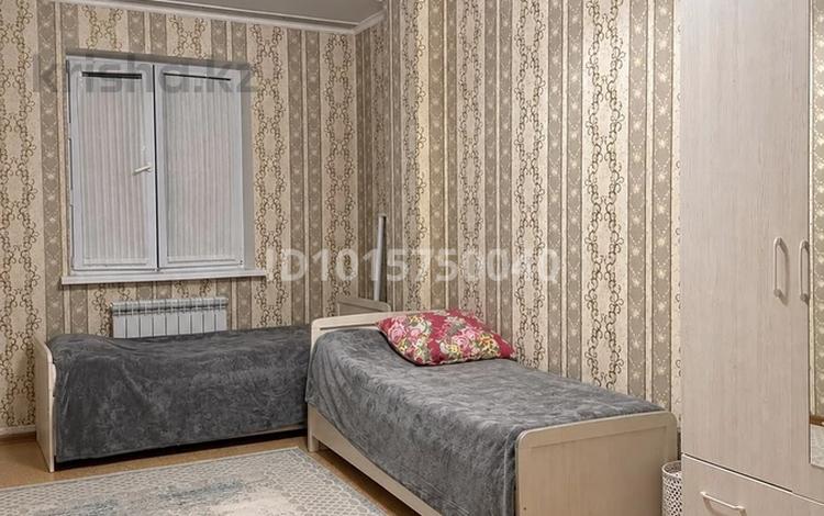 2-комнатная квартира · 63 м² · 3/9 этаж, мкр Акжайык 69/18 за 28.5 млн ₸ в Шымкенте, Абайский р-н — фото 2