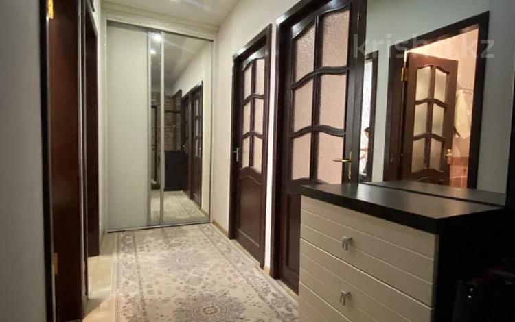 3-комнатная квартира · 70 м² · 3/5 этаж, 11-й мкр 4 за 19.5 млн ₸ в Актау — фото 9